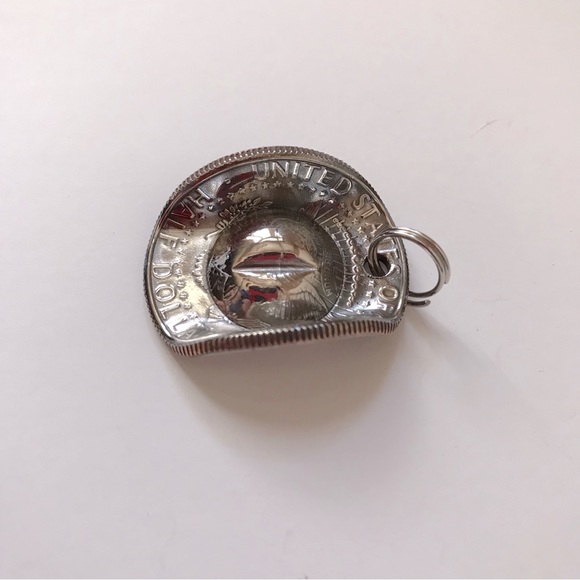 Handcrafted Rodeo Cowboy Cowgirl Hat Kennedy Half Dollar Coin Pendant 1998 - Picture 5 of 6